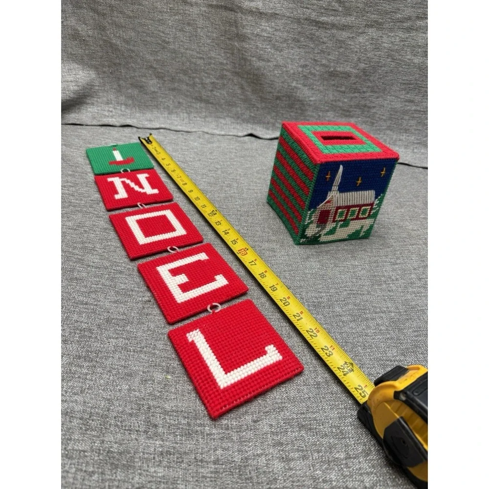 Vintage Need Point Cross Stitch Christmas Tissue Box Cover Wall Decor Noel